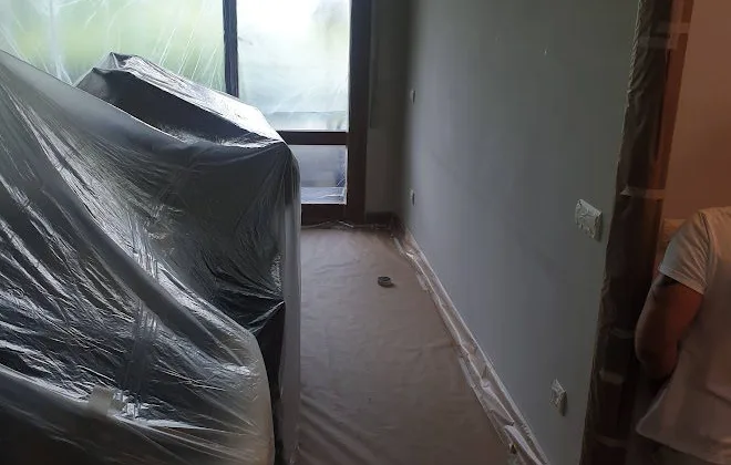 Trabajo de pintura en Fresnedillas de la Oliva