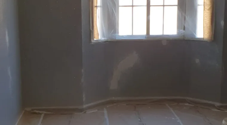 Piso con gotelé antes de los remates