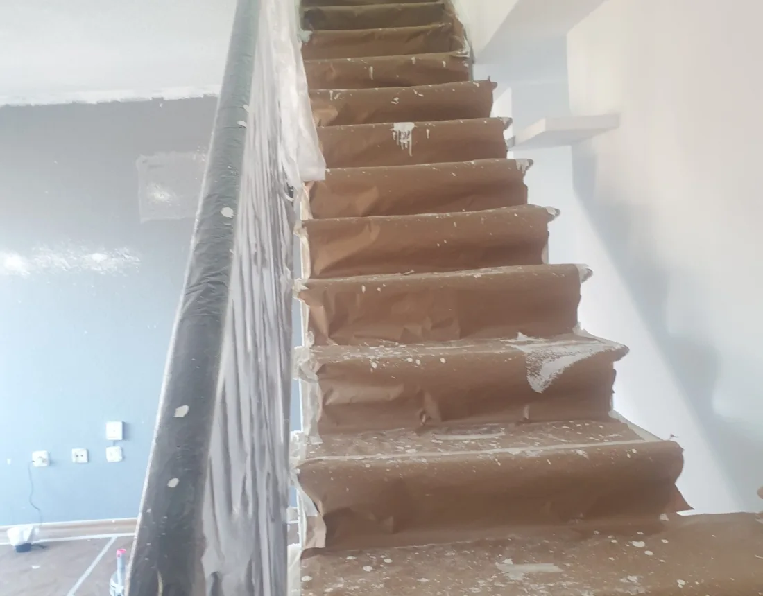 asi pintamos y tapamos una escalera